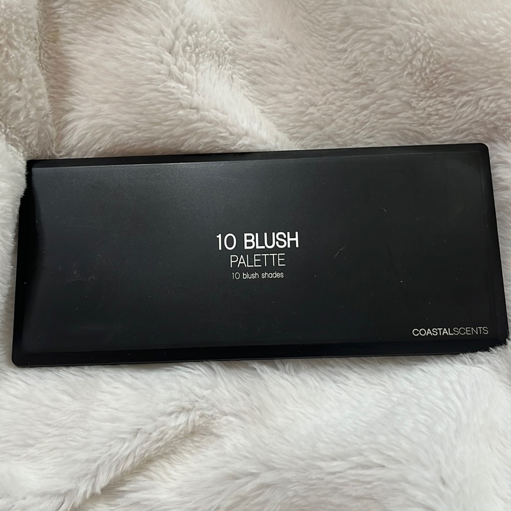 Coastal Scents blush palette